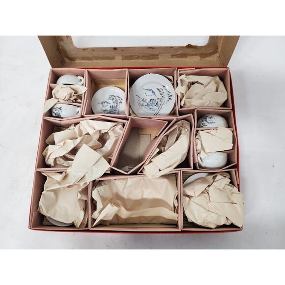 Vintage Straco Childrens Toy Tea China Set in Box Ceramic Asian Made In Japan - Picture 4 of 7